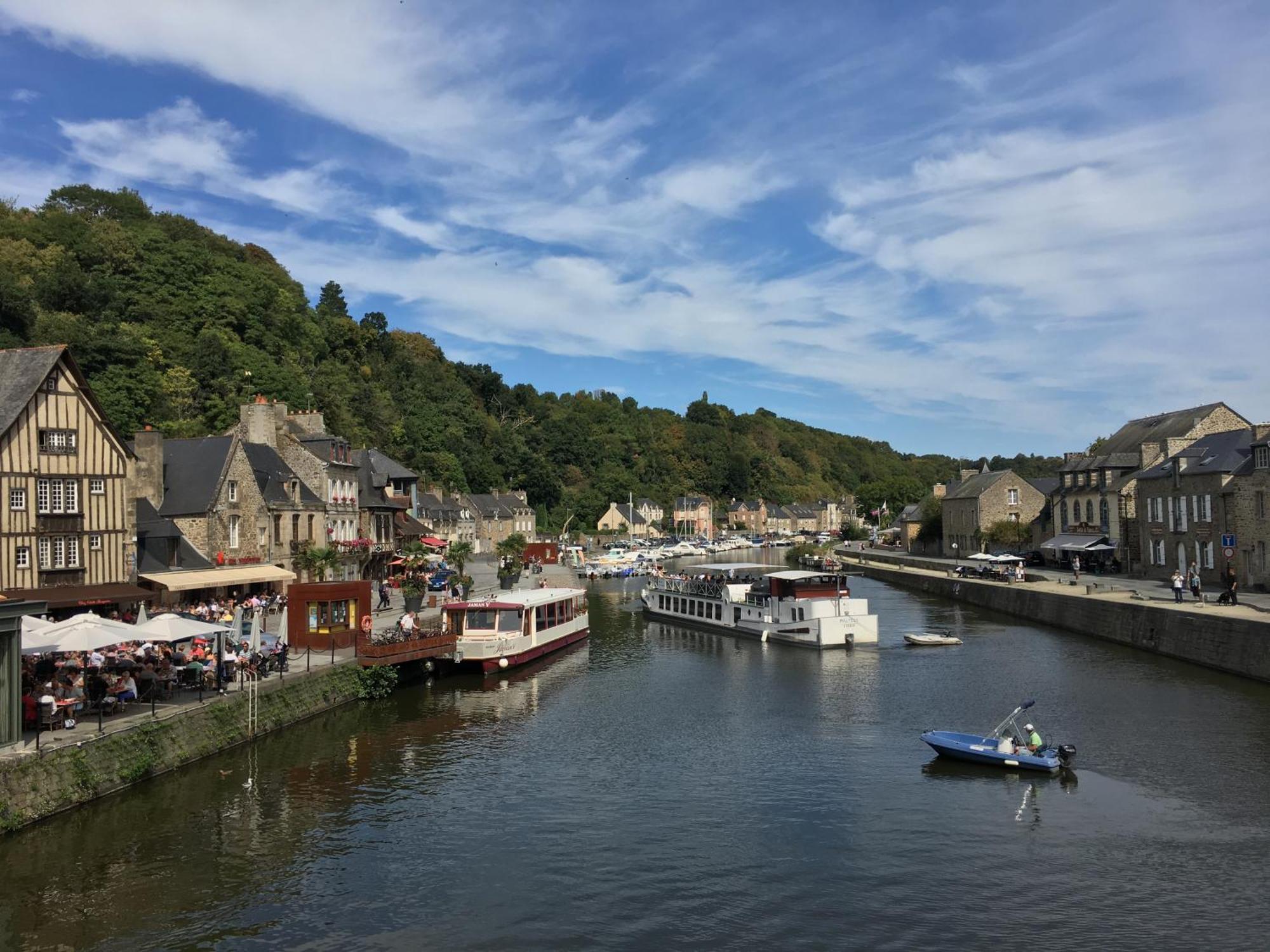 La Petite Madeleine Is A Charming 2 Bedroom Pet Friendly Situated On Port *